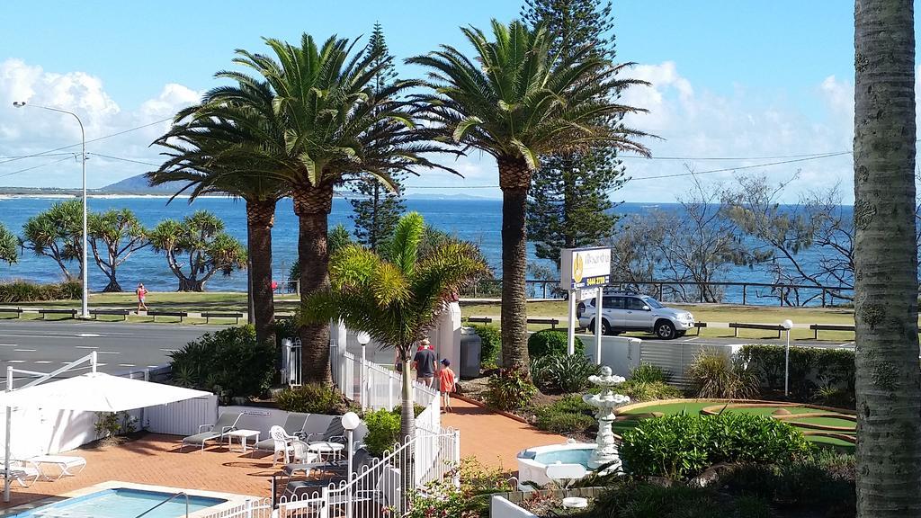 Alex Headland Beachfront Alexandra Headland Exterior photo