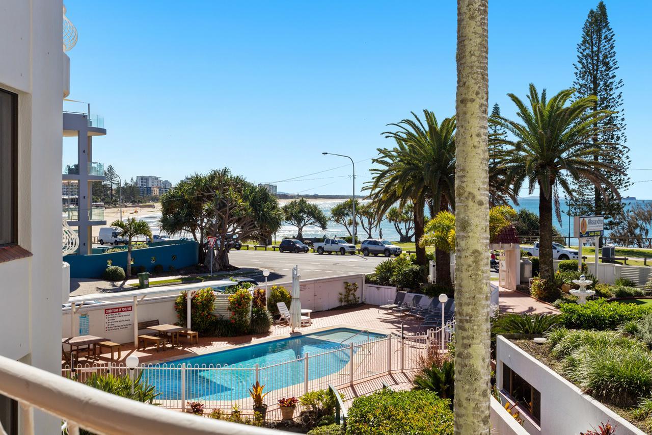 Alex Headland Beachfront Alexandra Headland Exterior photo